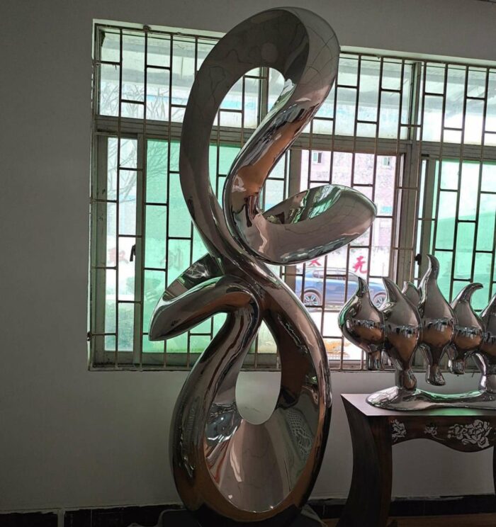 sea creature stainless steel sculpture 1